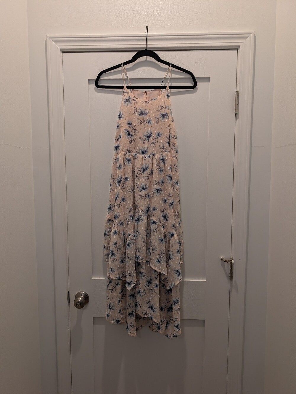 Floral Spaghetti-Strap Maxi Dress in Light Pink